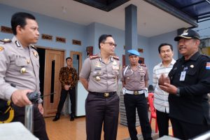 Polisi Dan TNI Amankan Eksekusi Bidang Tanah Di Lahan Pembangunan Tol Bocimi