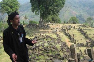 Menguak Fakta Mencengangkan Tentang Gunung Padang,Cianjur