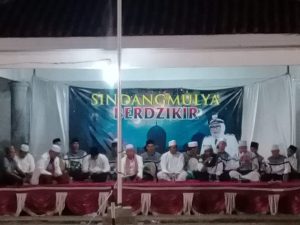 Menyambut Tahun Baru 2019 Kepala Desa Sindang Mulya Gelar Dzikir Bersama.
