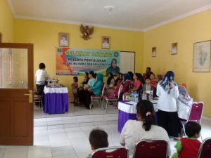 Team Penggerak PKK Desa Sirnajati Gelar Penyuluhan Kelas Ibu Hamil Dan Balita