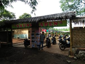 Saung Raden Destinasi Tempat Santai Dan Kongkow Di Wilayah Cileduk Setu
