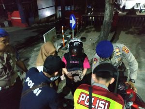 Unit SAT Sabhara Polsek Jajaran Polres Sukabumi Mengadakan Patroli Biru Dan KKYD