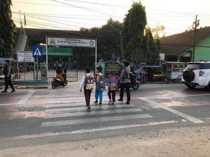 Ditsamapta Polda Banten Lakukan Mengaturan Lalulintas Guna Antisipasi Kemacetan
