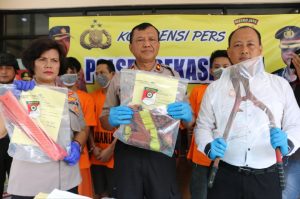 Polsek Bekasi Kota Berhasil Bekuk Pencuri Spesialis Besi Proyek Tol Cikampek   