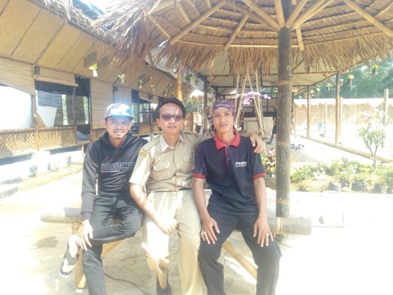 Pembangunan Wisata Edukasi Saung Raden Tahap 2 di Kab