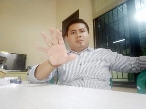 Andri dan Ketua KNPI Karawang Kritik Keras Distribusi Bansos Untuk Guru Ngaji Bisa Di Cairkan