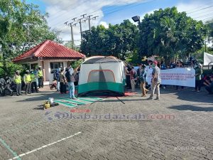 Ratusan Ahli Waris Warga Jatikarya, Menuntut Keadilan Di Kantor ATR/BPN Kota Bekasi