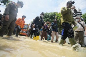 Gubernur Jabar Tinjau Lokasi Banjir di Subang dan Karawang
