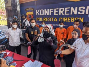 Polresta Cirebon Ungkap Kasus Penjebol Minimarket dan Pengeroyokan, 14 Tersangka Diamankan