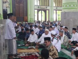 Kabupaten Cirebon Gelar Aksi Solidaritas untuk Palestina, Ketua MUI Kabupaten Cirebon:” Boikot Produk – Produk Israel !!”